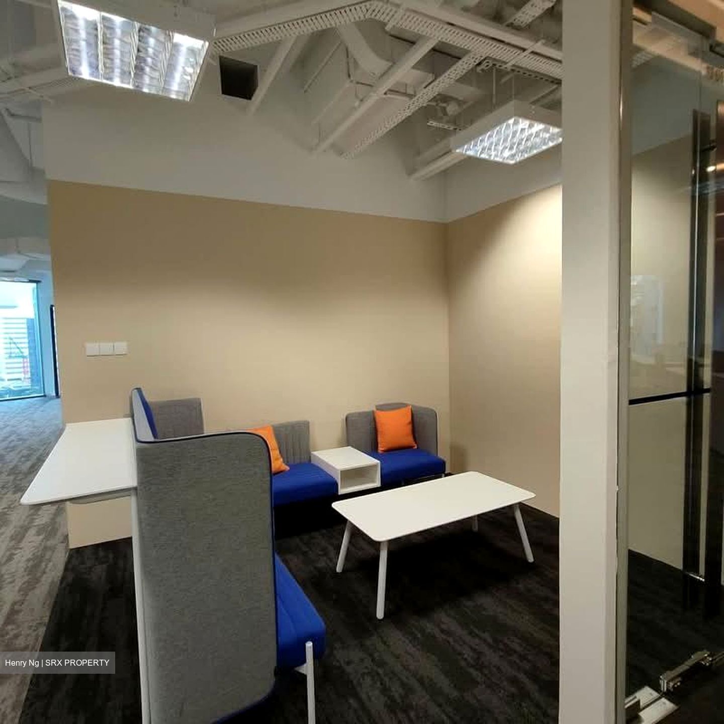 PLUS (D1), Office #611016531
